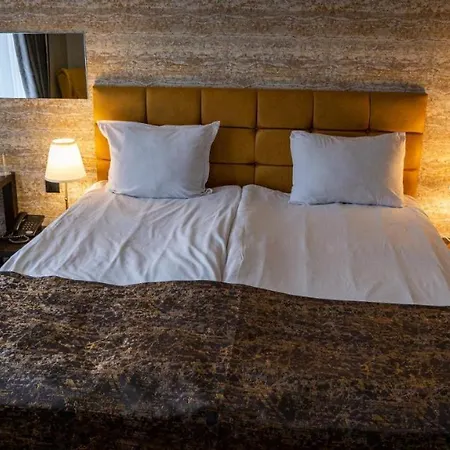 酒店 Riverside Boutique 班斯科