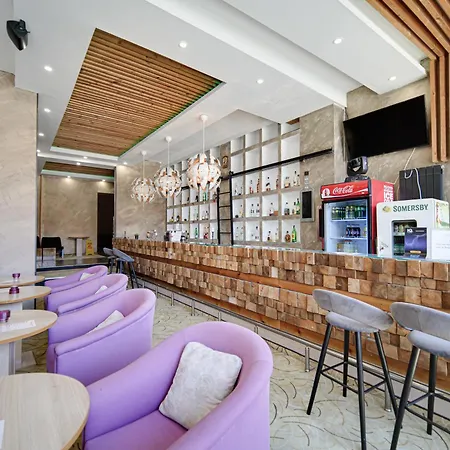 Riverside Boutique 酒店 4*