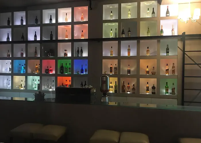 Riverside Boutique 4*