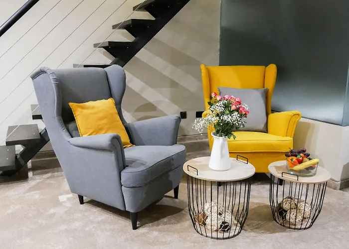 מלון Riverside Boutique בנסקו