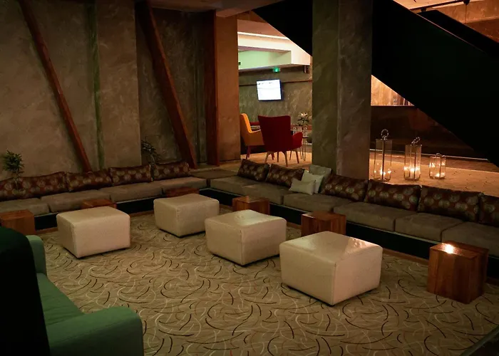 מלון Riverside Boutique