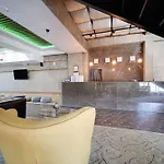 Riverside Boutique Hotel 4*