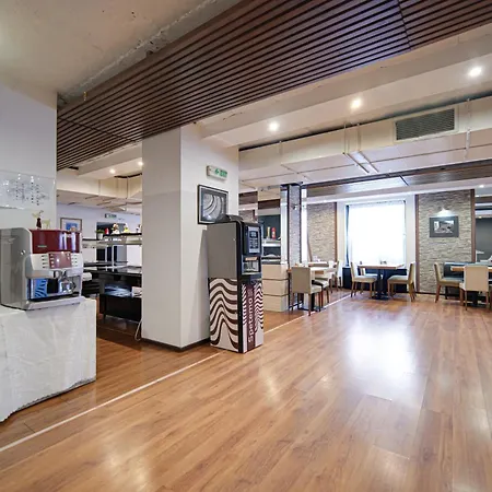 Riverside Boutique 4*