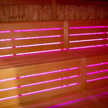 бутик ривърсайд