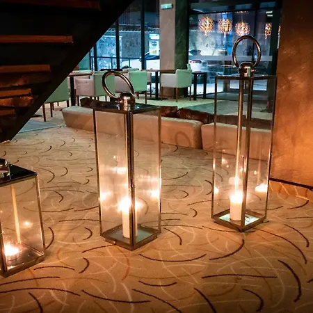 Riverside Boutique Otel