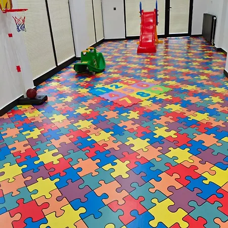 бутик ривърсайд