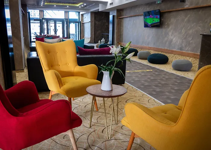 Отель Riverside Boutique 4*